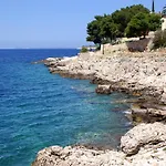 Apartments By The Sea Bilo, Primosten - 4208 *