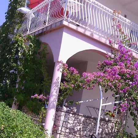 Apartments By The Sea Bilo, Primosten - 4208 Apartment Primošten