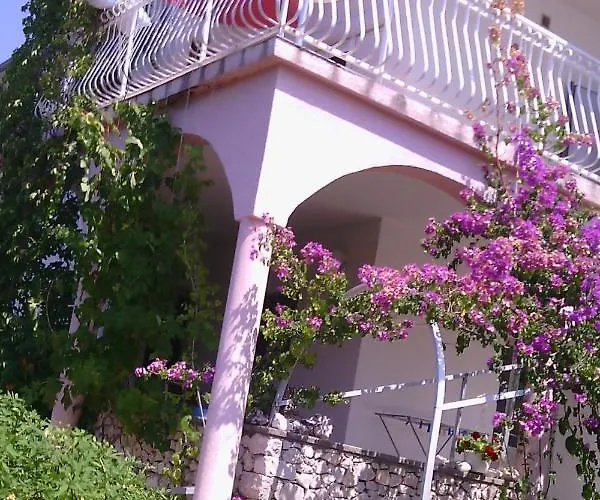 Apartments By The Sea Bilo, Primosten - 4208 Apartment Primosten