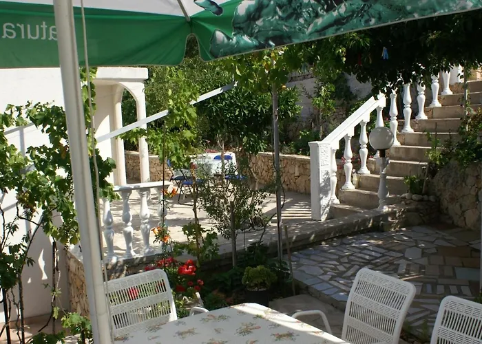 Apartment Apartments By The Sea Bilo, Primosten - 4208