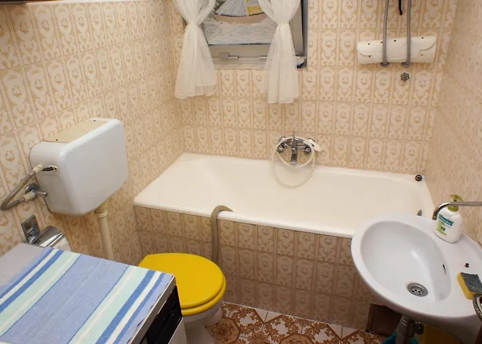 Apartments By The Sea Bilo, Primosten - 4208 Apartment