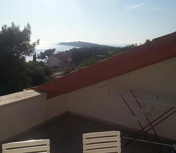 Apartments By The Sea Bilo, Primosten - 4208 Apartment Primosten