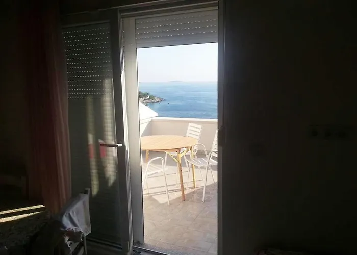 Apartments By The Sea Bilo, Primosten - 4208