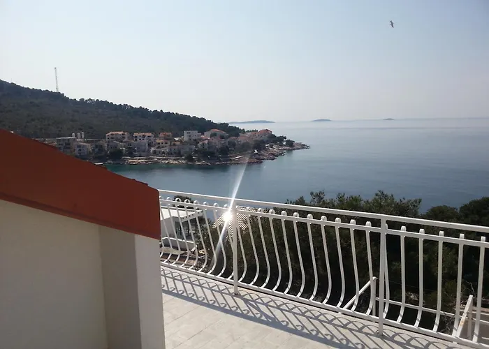 Apartments By The Sea Bilo, Primosten - 4208 Apartment